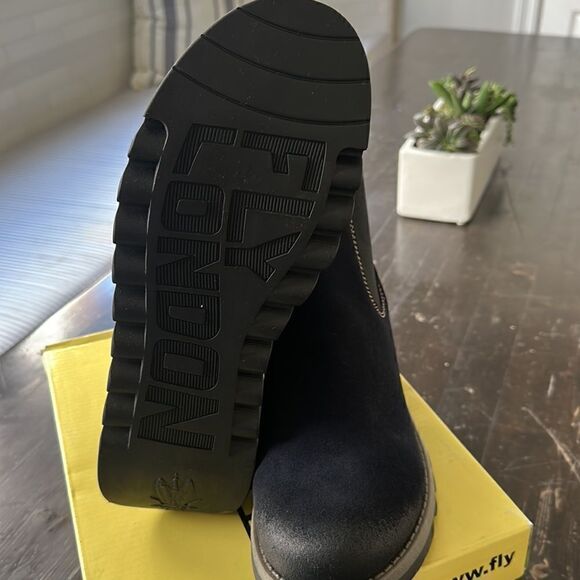 FLY LONDON WOMEN’S SALV BOOTS OIL SUEDE NAVY SIZE 42 NEW IN BOX - Picture 10 of 12
